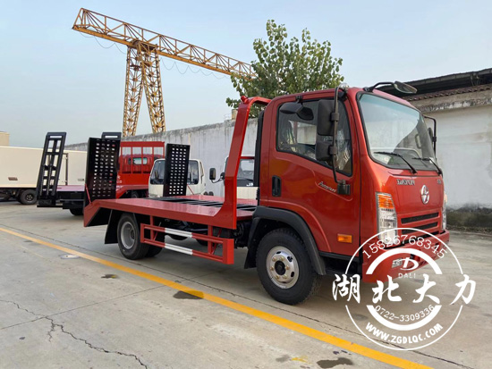 ���\�{��ƽ���\ݔ܇